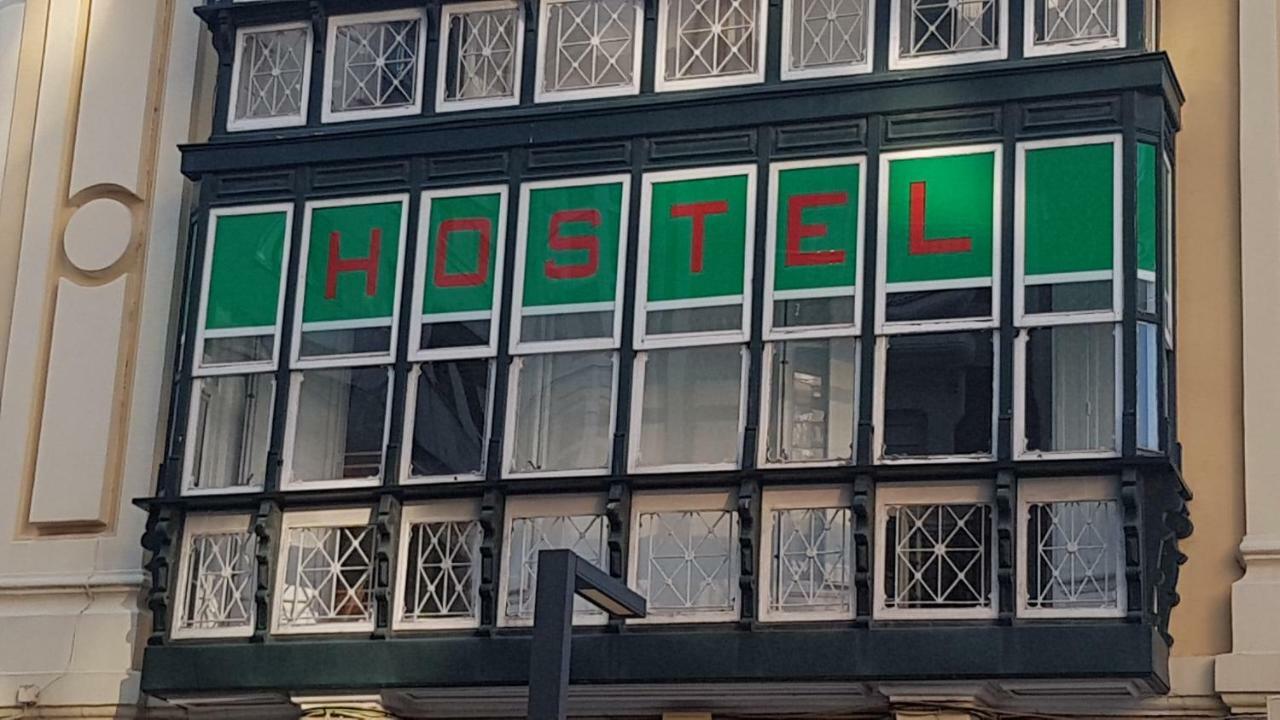 Hostel Royalty Albergue Σανταντέρ Εξωτερικό φωτογραφία